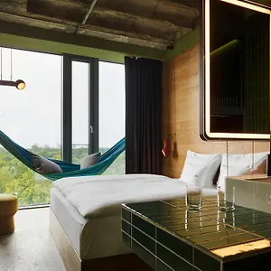 https://25hours-hotel-bikini-berlin.find-berlin-hotels.com